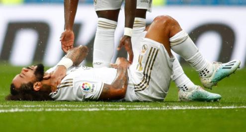 ريال مدريد يعلن غياب مارسيلو عن مباراة باريس بالأبطال